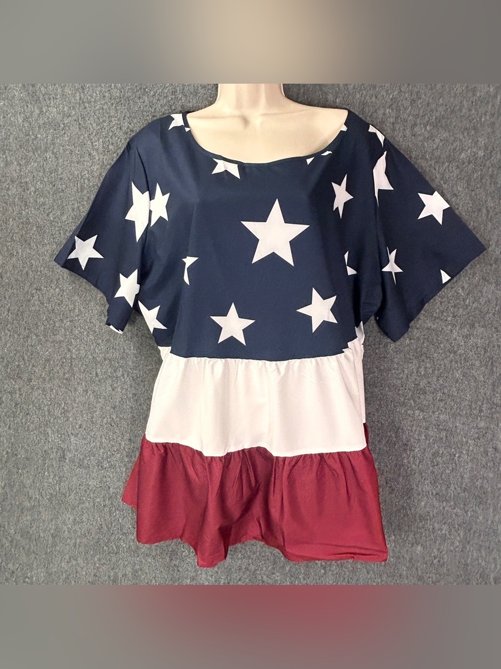 BloomChic Blouse Womens 22-24 Plus Red White Blue Star Ruffle Hem Tunic Top